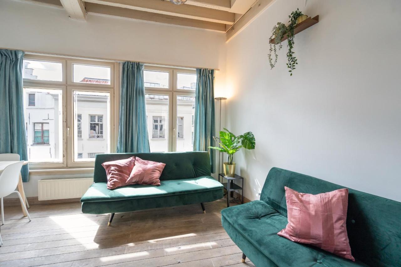 Tempel Triplex & Duplex At Historic Heart Of Antwerp Apartment Exterior photo