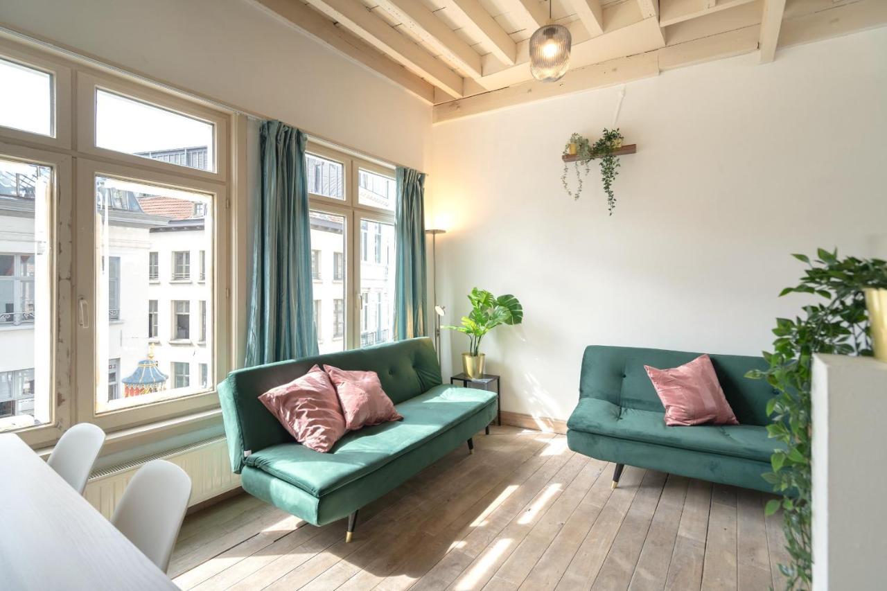 Tempel Triplex & Duplex At Historic Heart Of Antwerp Apartment Exterior photo