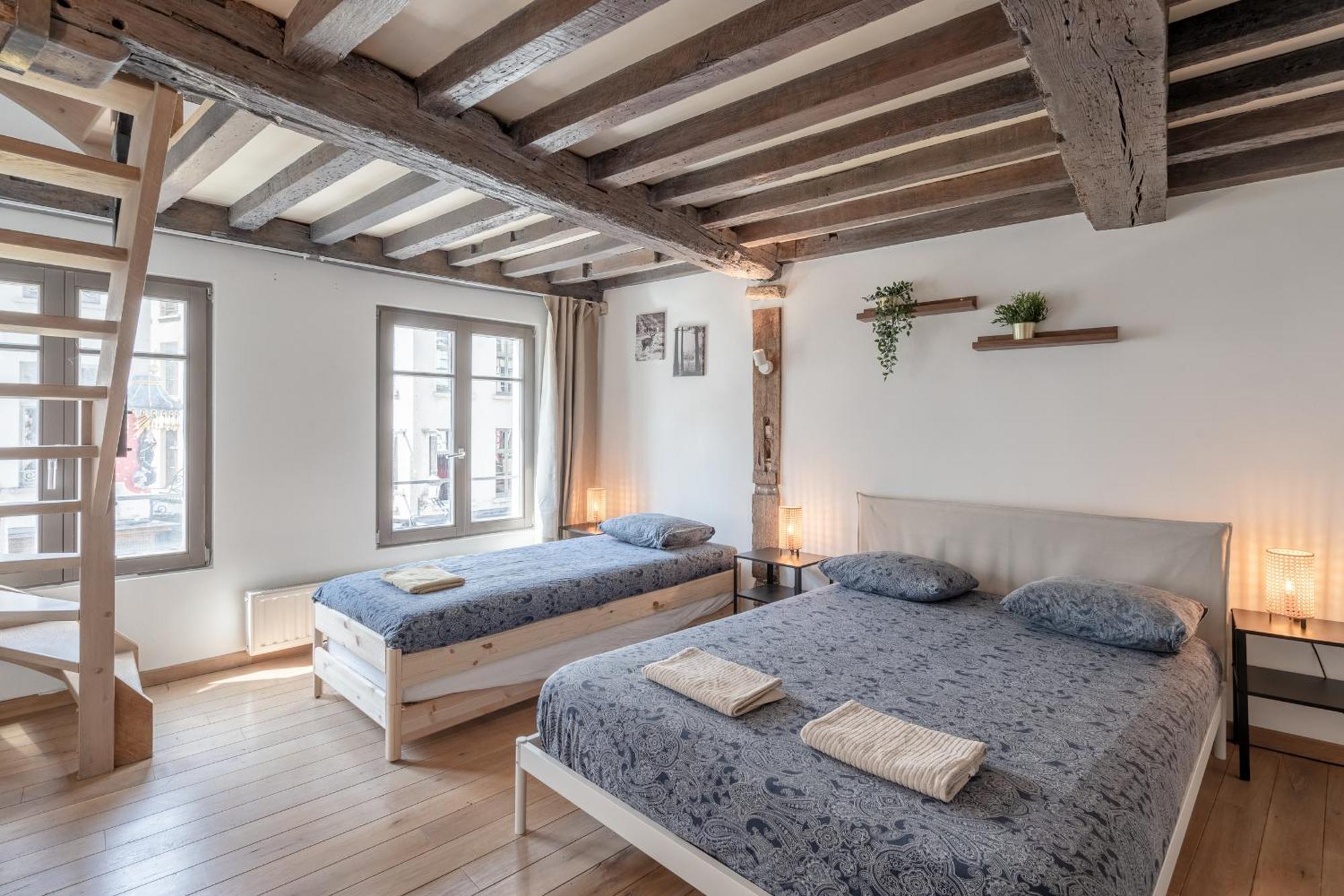 Tempel Triplex & Duplex At Historic Heart Of Antwerp Apartment Exterior photo